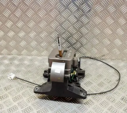 Nissan Pathfinder R51 Gear shifter/selector