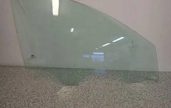 Hyundai i30 Sliding door window/glass 