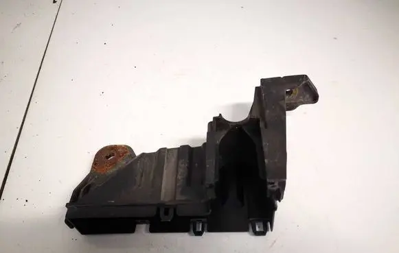 Lexus IS 220D-250-350 Fuse box cover 8266653030 82666-53030