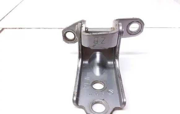 Subaru Outback Rear door lower hinge