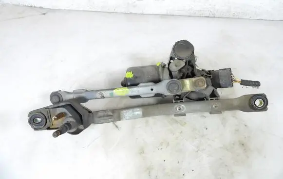 Peugeot 107 Front wiper linkage and motor