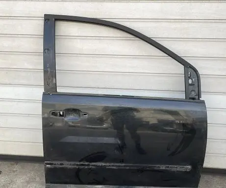 Chrysler Voyager Front door