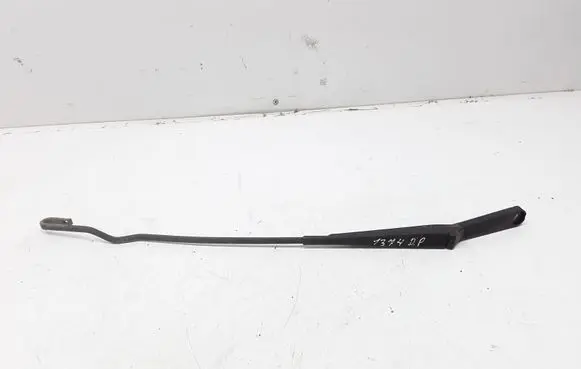 Volkswagen Transporter - Caravelle T4 Front wiper blade arm