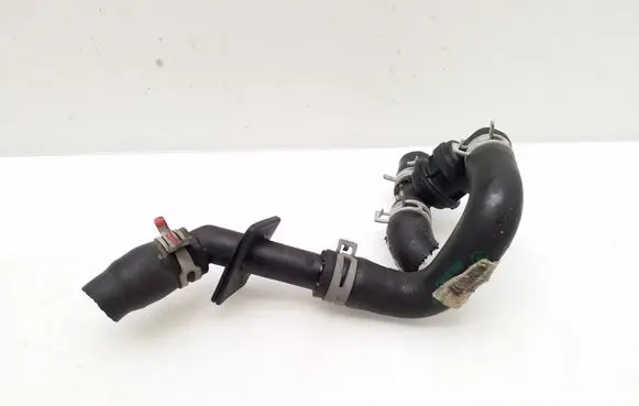 Mercedes-Benz R W251 Engine coolant pipe/hose 64697A