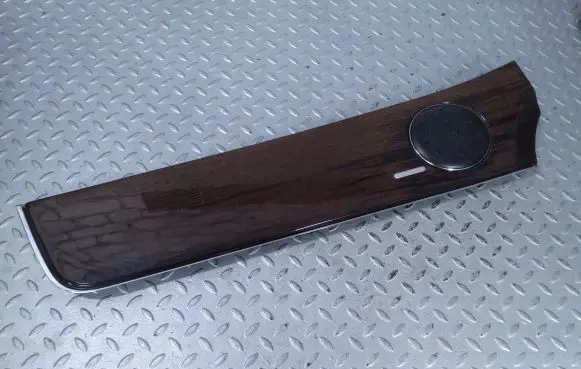 Jaguar XJ X351 Front door speaker cover trim AW9320481AC AW9320481A