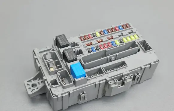 Honda Accord Fuse module TL4G111 TL4G111GQ