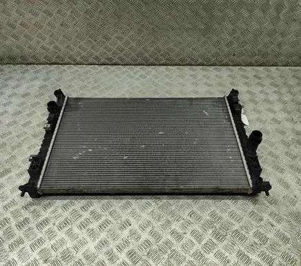 Peugeot 3008 II Coolant radiator 9878711180