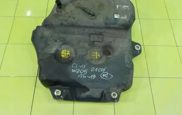 Mercedes-Benz C W205 AdBlue liquid reservoir A2054706901