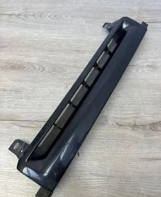 Ford Scorpio Front bumper lower grill 85GG8A133AAW