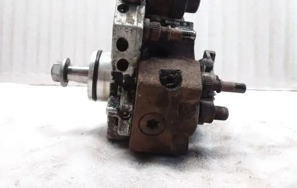 Renault Master II Fuel injection high pressure pump 0445010033 8200170377
