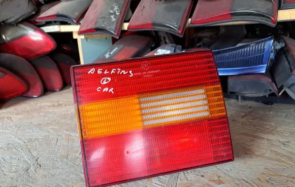 Volkswagen PASSAT B4 Tailgate rear/tail lights 3A9945107