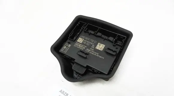 Audi A4 S4 B9 8W Door control unit/module 4M0959792D
