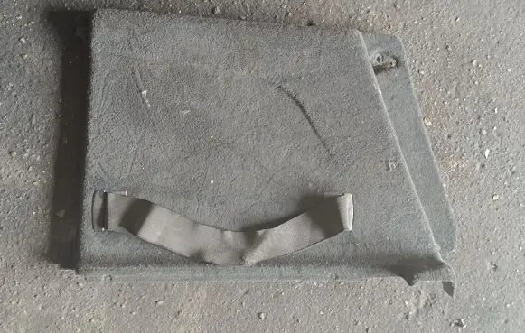 Trunk/boot side trim panel