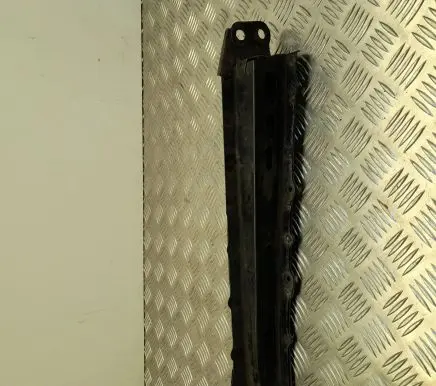 Toyota Prius+ (ZVW40) EGR valve cooler bracket 