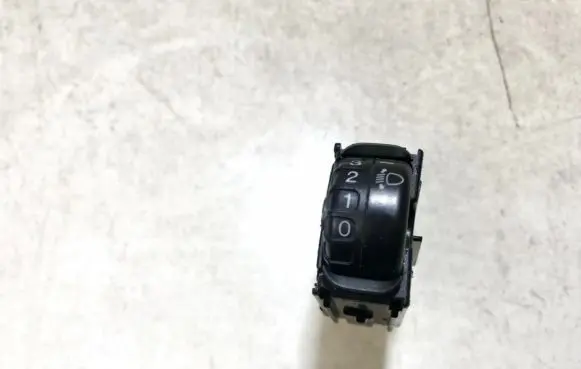Toyota Yaris Headlight level height control switch