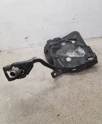 Volkswagen Golf Sportsvan Fuel tank 5Q0201085AE 5Q0201022