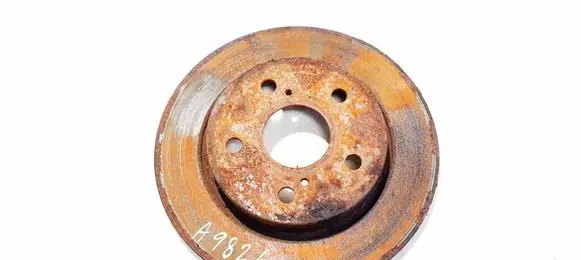 Toyota Auris 150 Rear brake disc neventiliuojamas