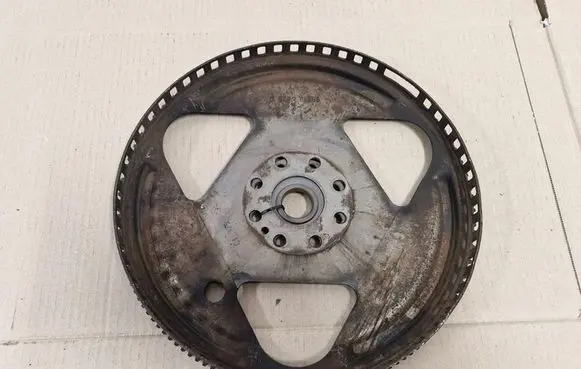 Peugeot 607 Flywheel 9632061280