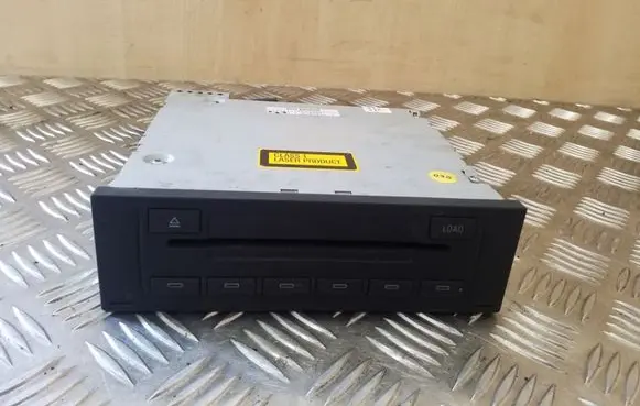 Skoda Octavia Mk2 (1Z) CD/DVD changer MGCFA00091 1Z0035111A
