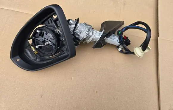 Volkswagen Golf VII Front door electric wing mirror 5G1857501 20456001EA 6XN6XR5SL