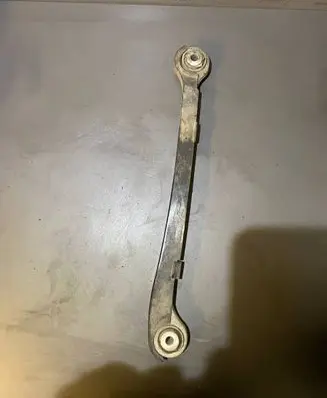 Mercedes-Benz S W221 Rear control arm 2213520388