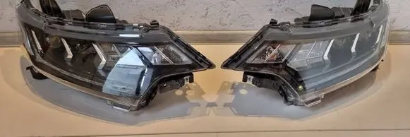 Mitsubishi Outlander Headlights/headlamps set 4BX198301D332 4BX198301D331
