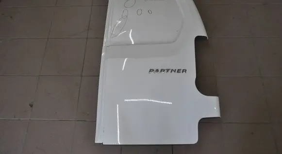 Peugeot Partner III Rear door