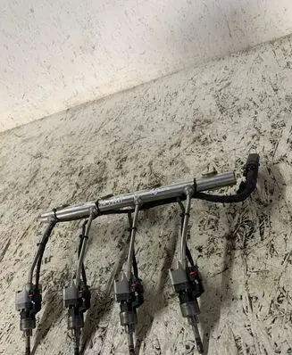 Opel Astra K Fuel injectors set 18282305931