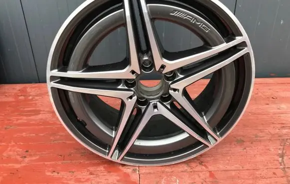 Mercedes-Benz EQC R19 alloy rim 
