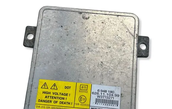 BMW 3 E90 E91 Xenon control unit/module 6948180 6261110499