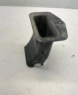 BMW 7 G11 G12 Air intake duct part 7365632 74850613 51747365632