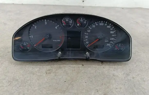 Audi A4 S4 B5 8D Speedometer (instrument cluster) 8D0920931TX