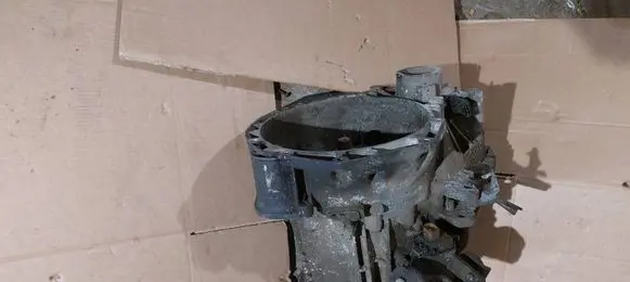 Ford Galaxy Manual 5 speed gearbox 957T7F096