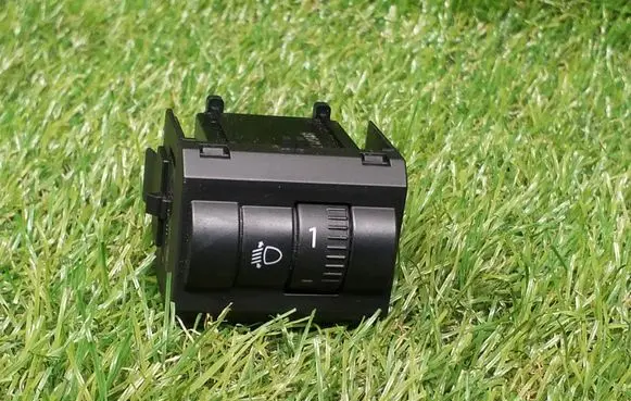 Skoda Fabia Mk2 (5J) Headlight level height control switch 5J0941333C