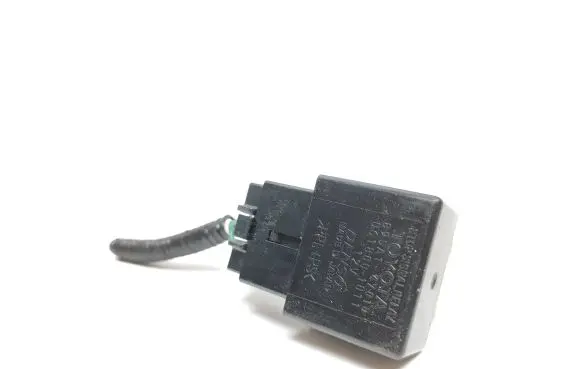 Lexus UX Rear light relay 895A147010 0618001011