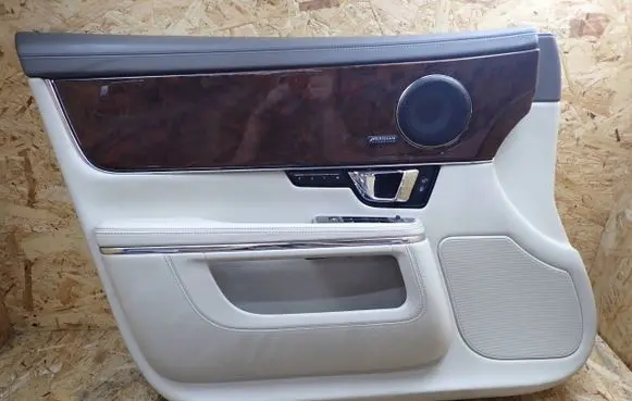 Jaguar XJ X351 Front door card panel trim 