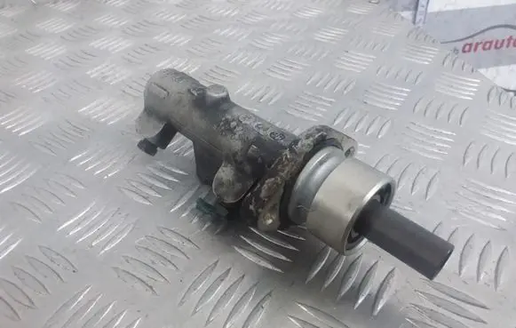 Renault Megane I Master brake cylinder 25599