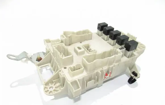 Toyota RAV 4 (XA20) Fuse module