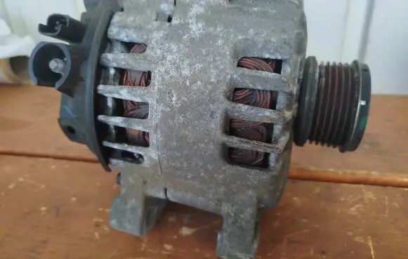 Citroen C3 Generator/alternator 9678048880