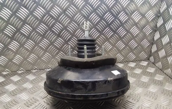 Peugeot 207 Brake booster 9682338280