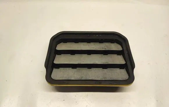 Ford Mustang Mach-E Quarter panel pressure vent L1TBA280B62AC