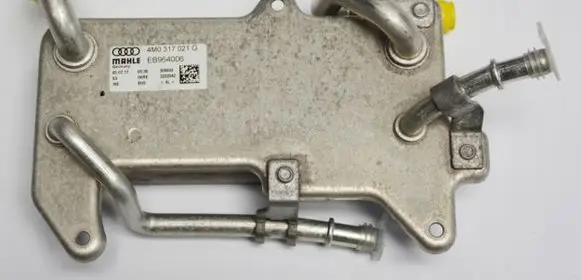 Audi A8 S8 D5 Engine oil radiator 4M0317021G