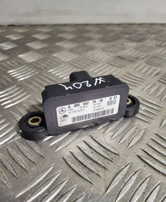 Mercedes-Benz C W204 ESP acceleration yaw rate sensor A0055421918 GD70A06QME 10170106303