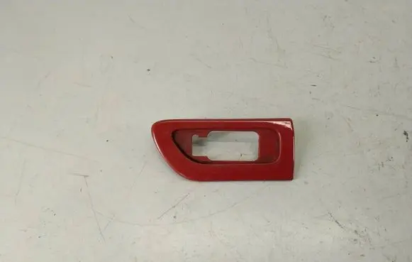 Fender trim (molding)