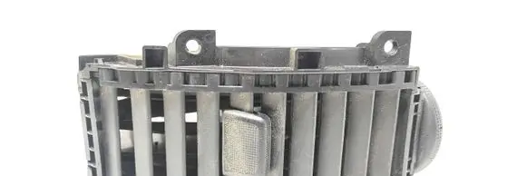 Nissan Note (E11) Dash center air vent grill 687519U00B