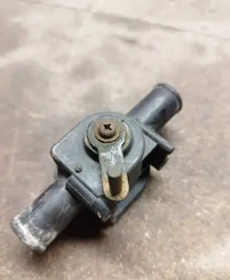 Valve vacuum