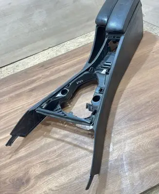 BMW 3 E90 E91 Center console 9170916 58450713 E116237022