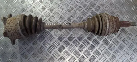 Mitsubishi Pajero Rear driveshaft 