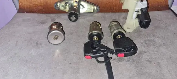 Ford Fiesta Engine ECU kit and lock set 