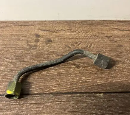 Mercedes-Benz E W211 Fuel main line pipe